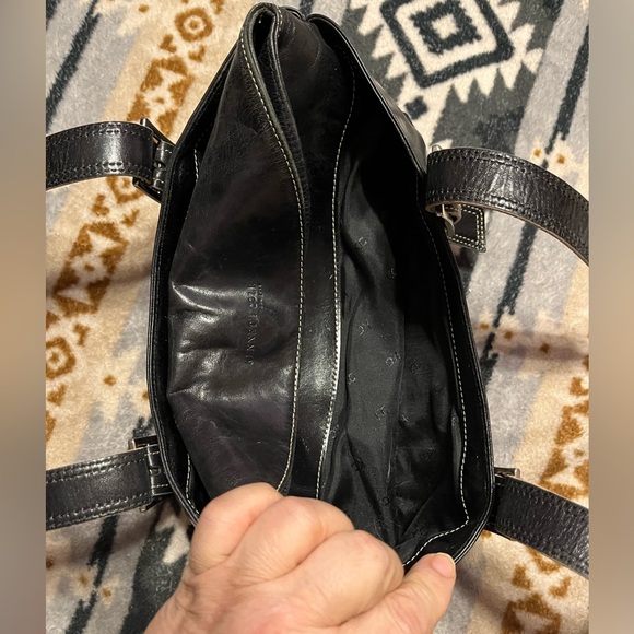 Kenneth Cole Preloved Black Leather Shoulder Bag